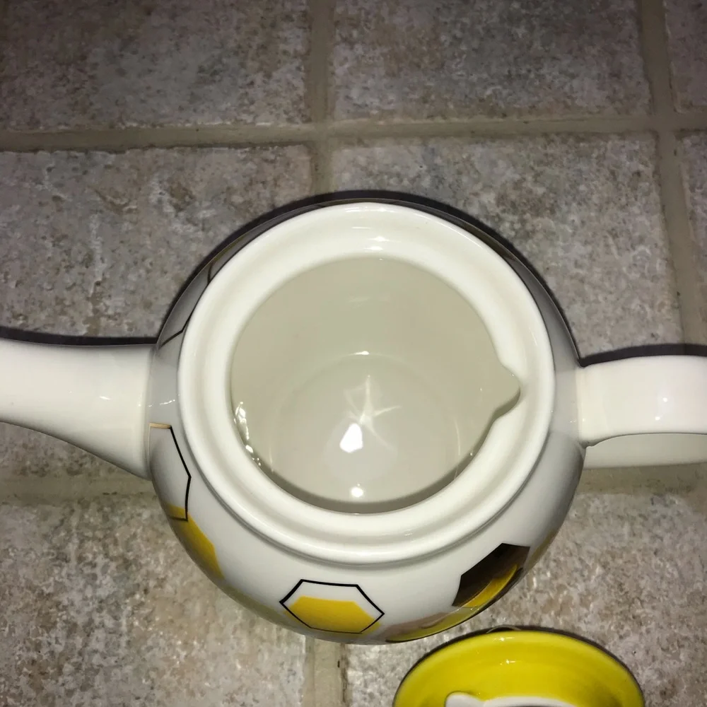 Paper Source Honeycomb porcelain teapot